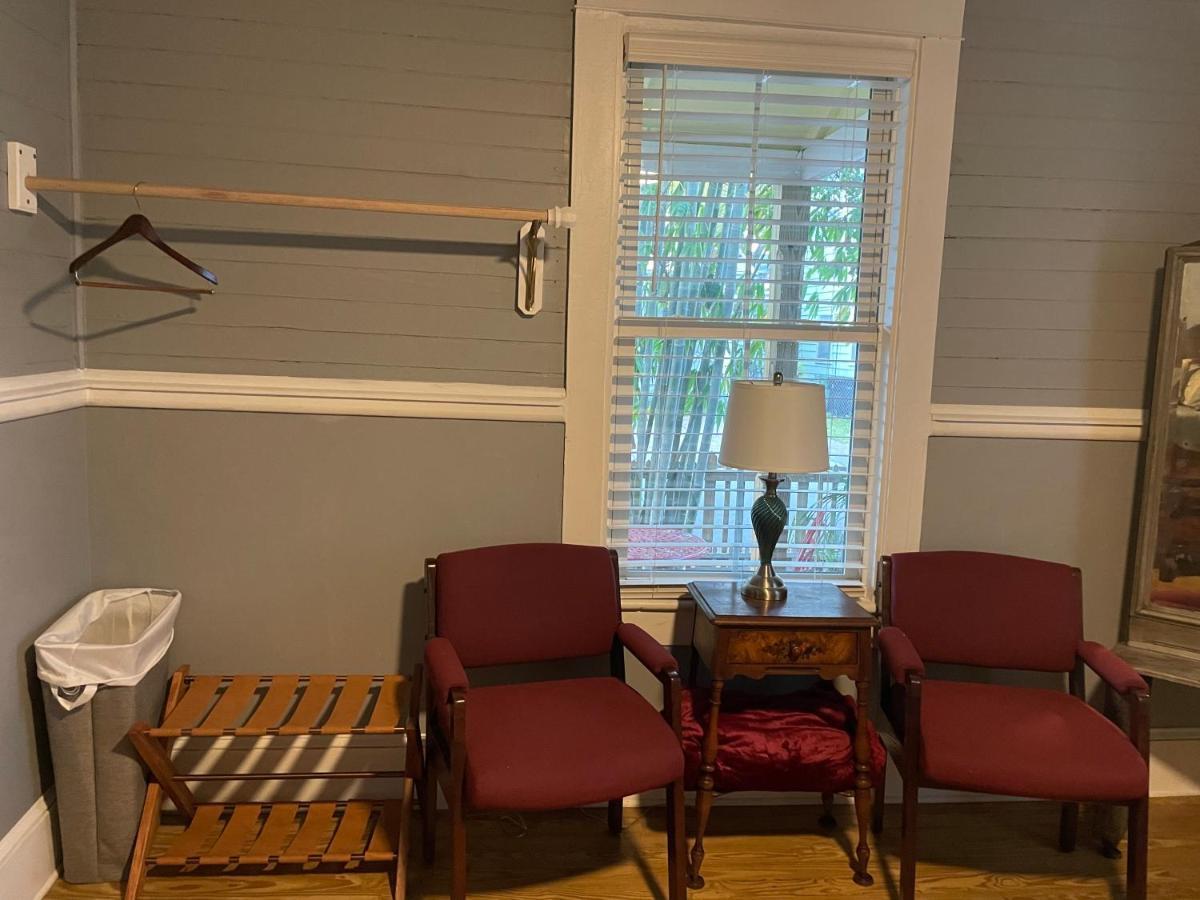 150 Year Old Restored Lincolnville Cottage سانت أوغيستين المظهر الخارجي الصورة